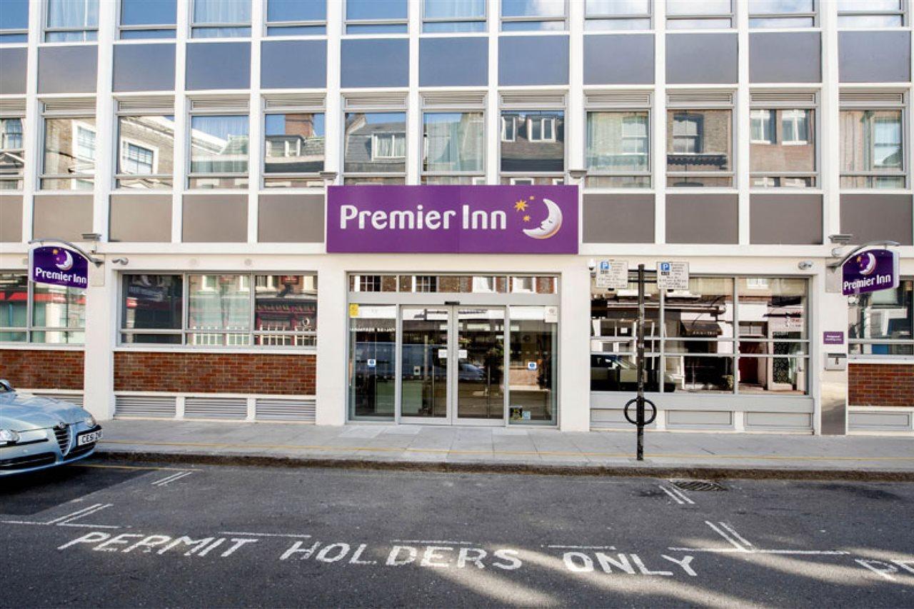 Premier Inn London Holborn Extérieur photo